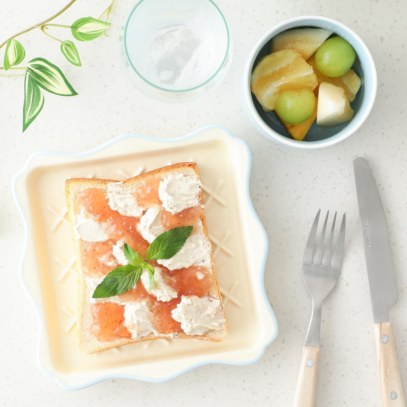 Pastemon Toast Plate Yellow