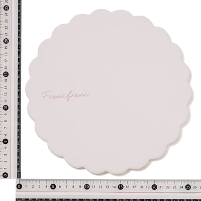 Trivet Large Ruffle Logo Ivory