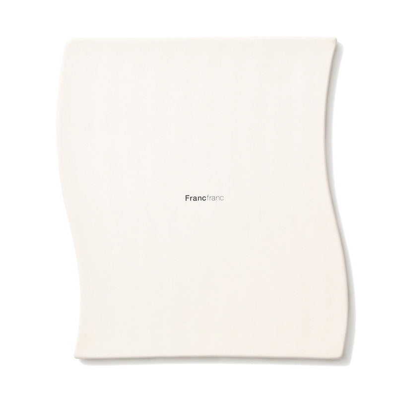 Trivet Curve Ivory