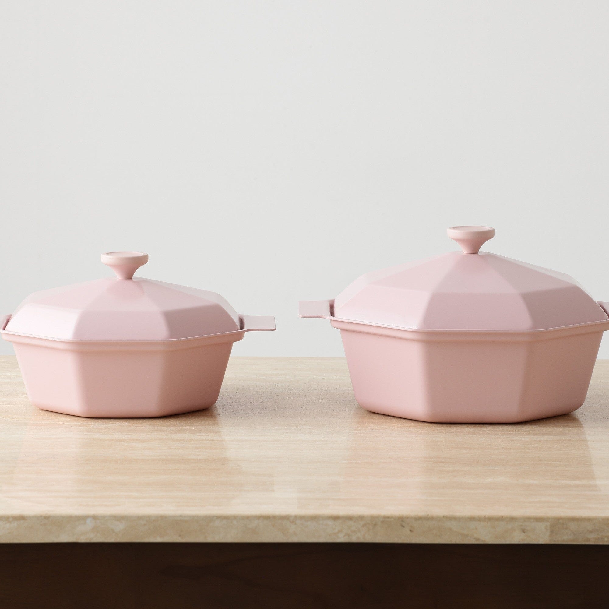 Diamond Lightweight Cooking Pot 21 cm Pink