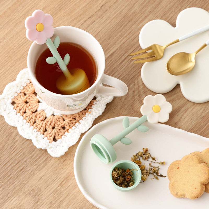 Tea Strainer Flower Ivory