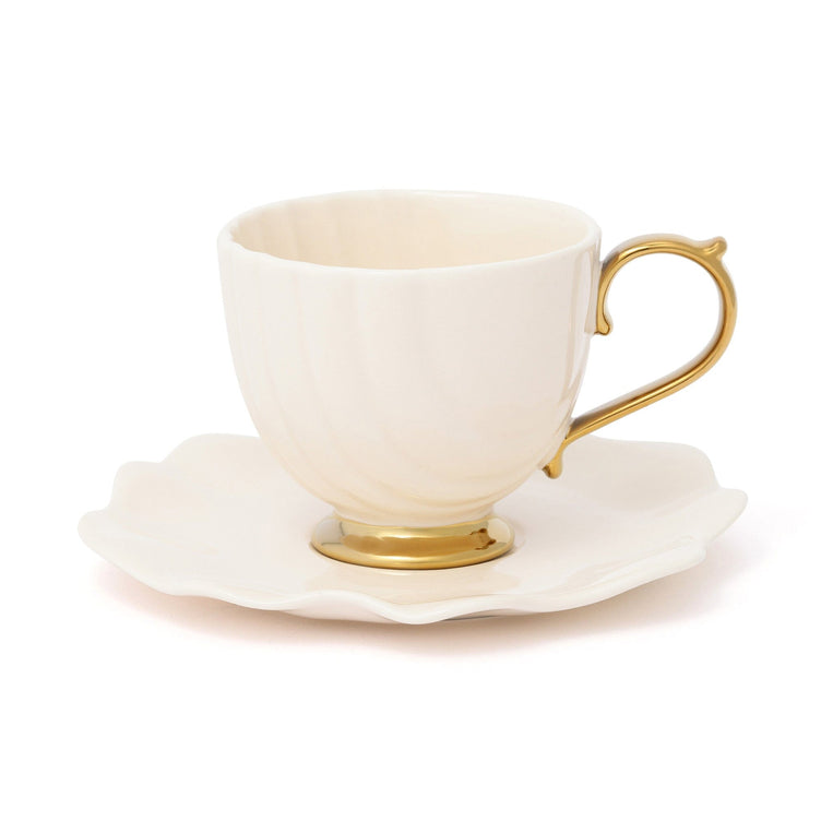 Shell Cup & Saucer Beige