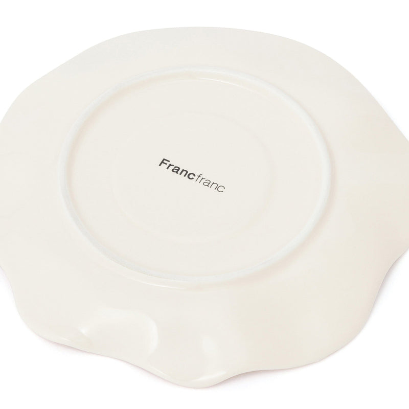 Shell Cup & Saucer Beige