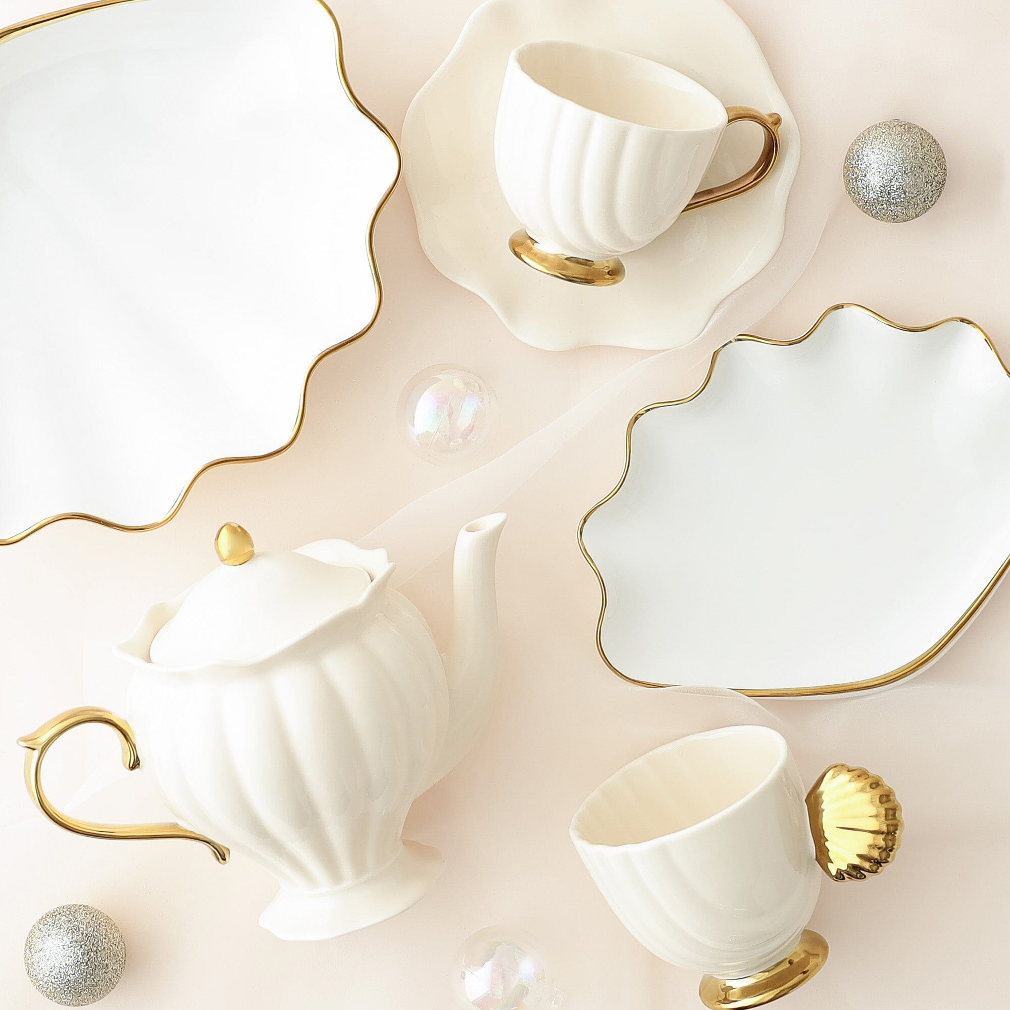 Shell Teapot Beige