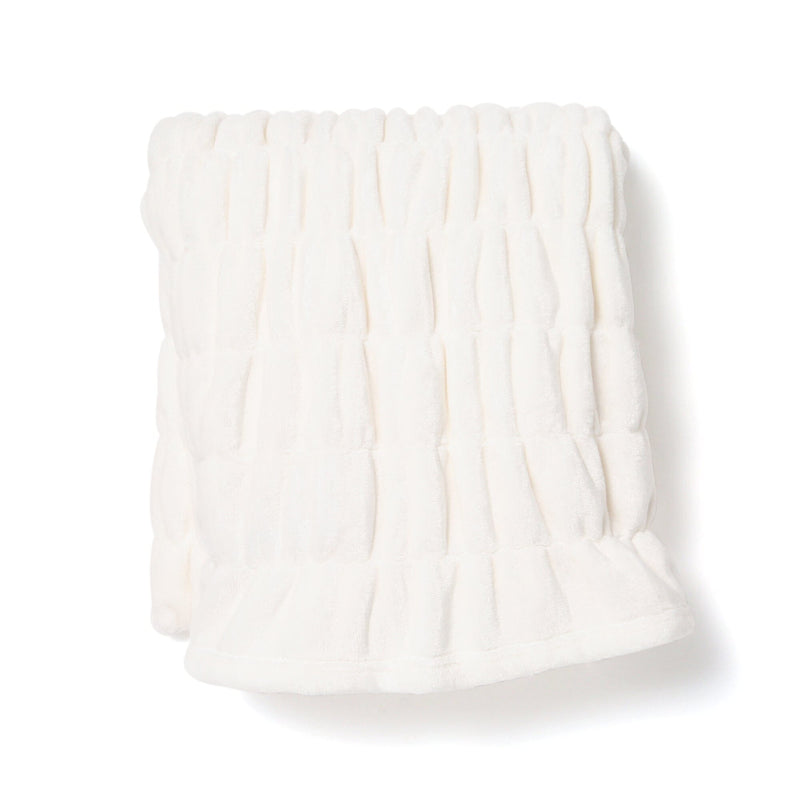 Fluffy Ripple Throw  1500 X 800 Ivory
