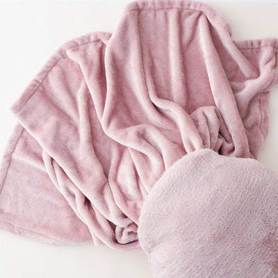 Cushion Throw 1400 X 1000 Pink