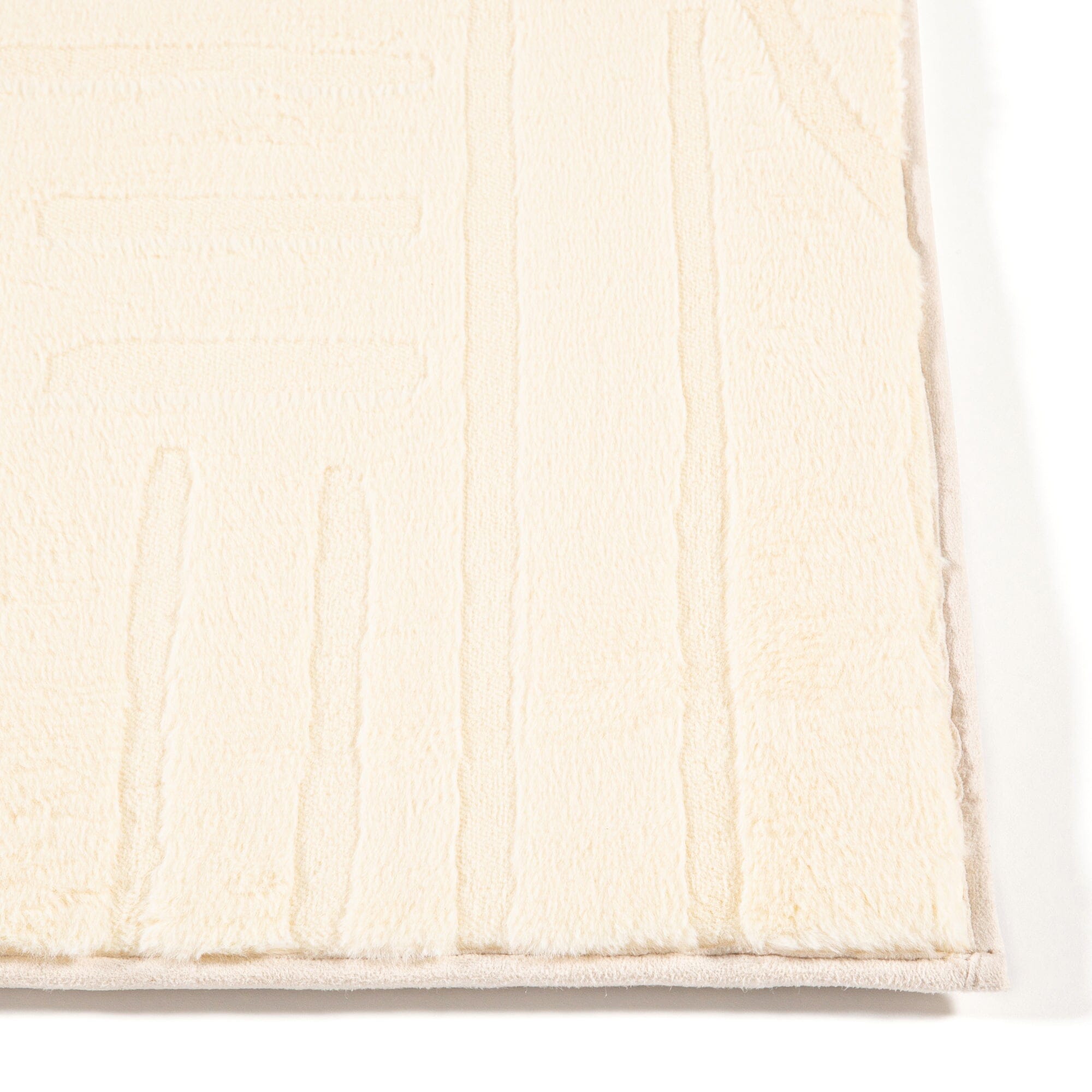 Arena Hot Carpet Rug 2 M 1400 X 1900 Ivory