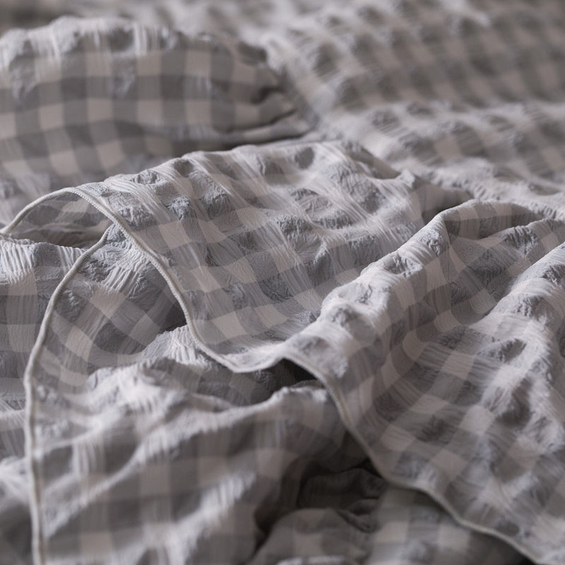 Fuwaro Cooling Quilt Frill Check Double White X Grey