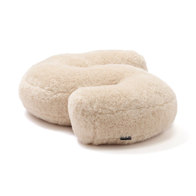 Wriggling Cushion Beige