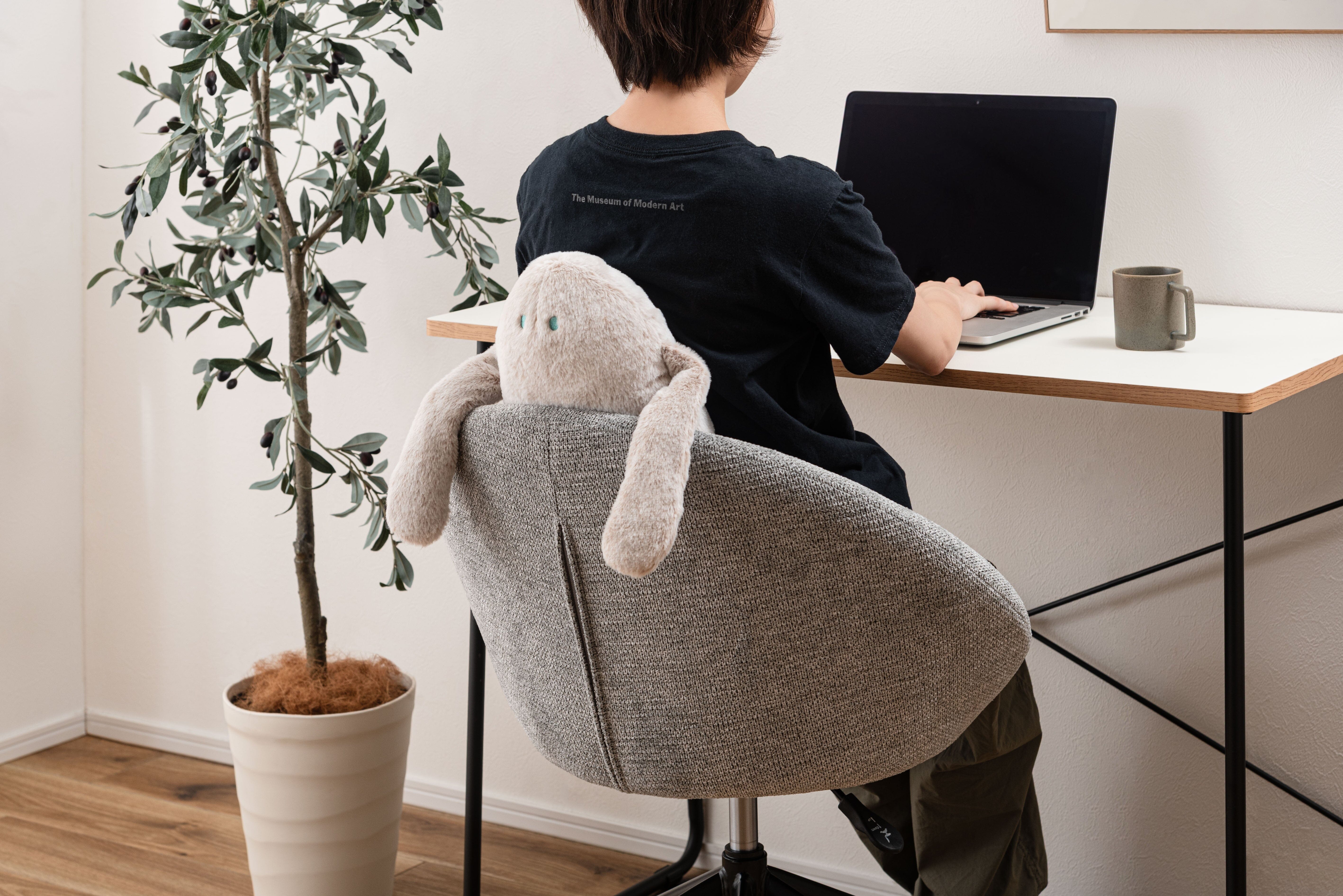 Yeti Hanging Cushion Beige