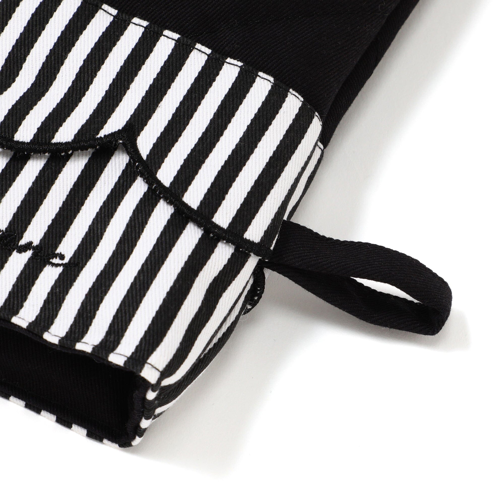 Scalloped Mittens Black