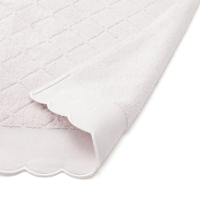 Antibacterial And Deodorizing Quilted Scallop Bath Towel, Pink