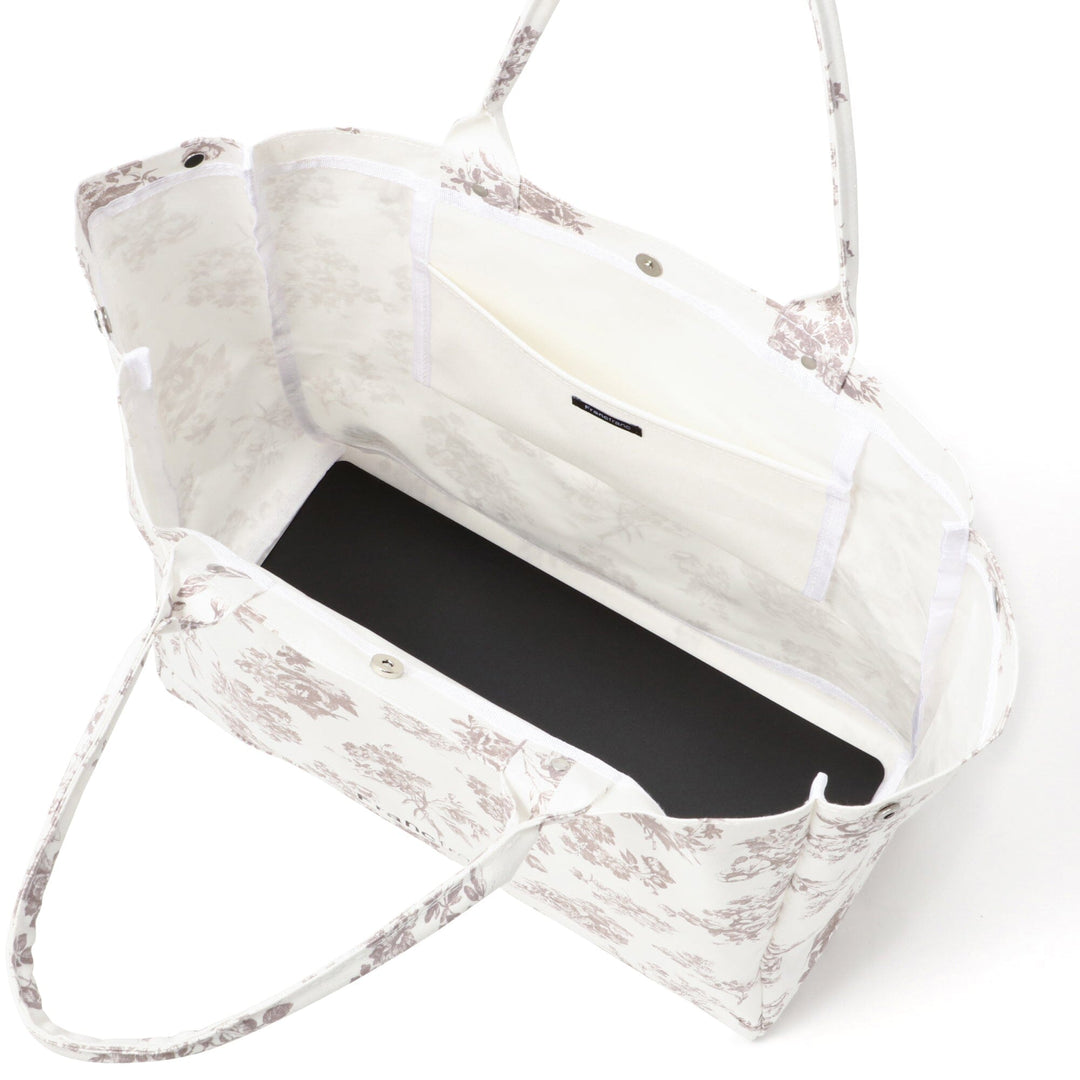 B. FLORET BOX BAG　ホワイト Bibiy. B. FLORET BOX BAG バッグ