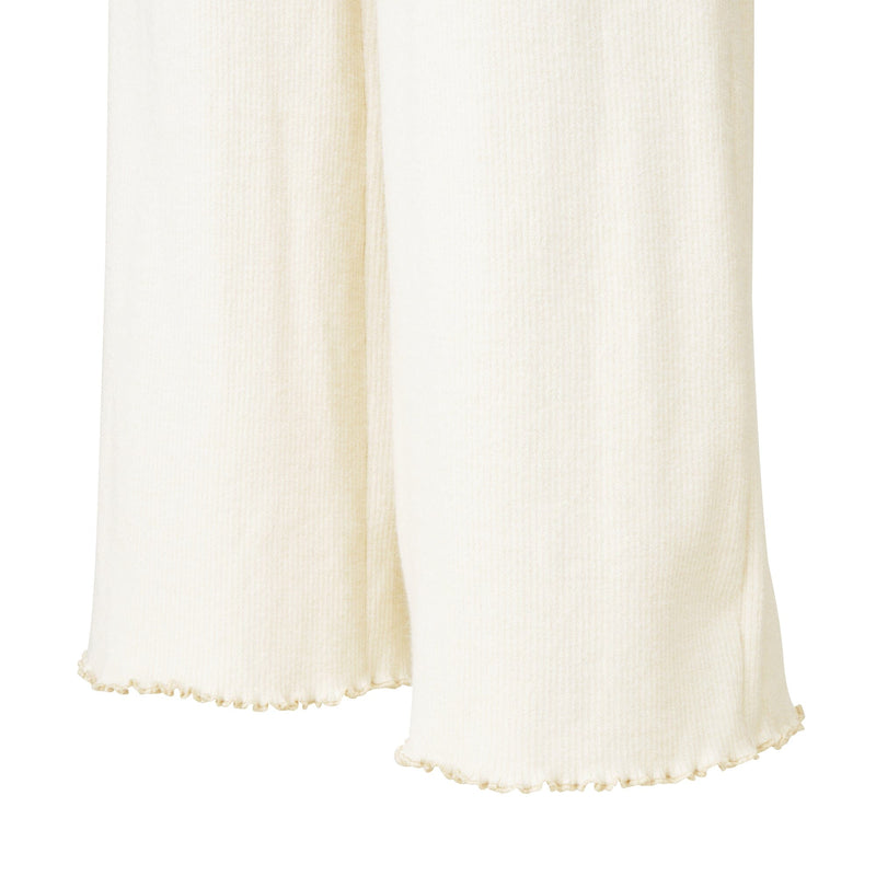 Fur vest and hyaluronic acid pajamas, ivory