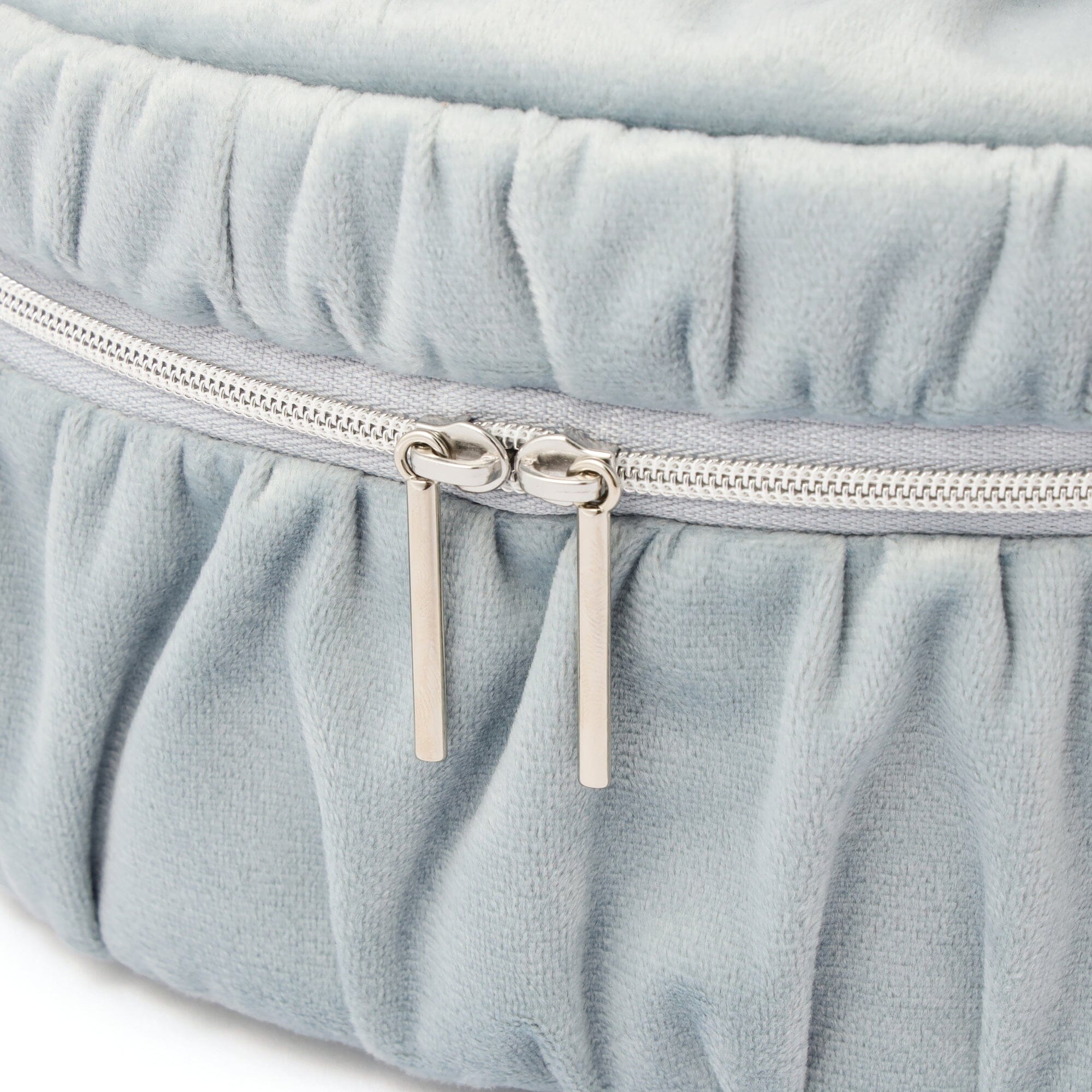 Velour Ribbon Vanity Pouch S Light Blue