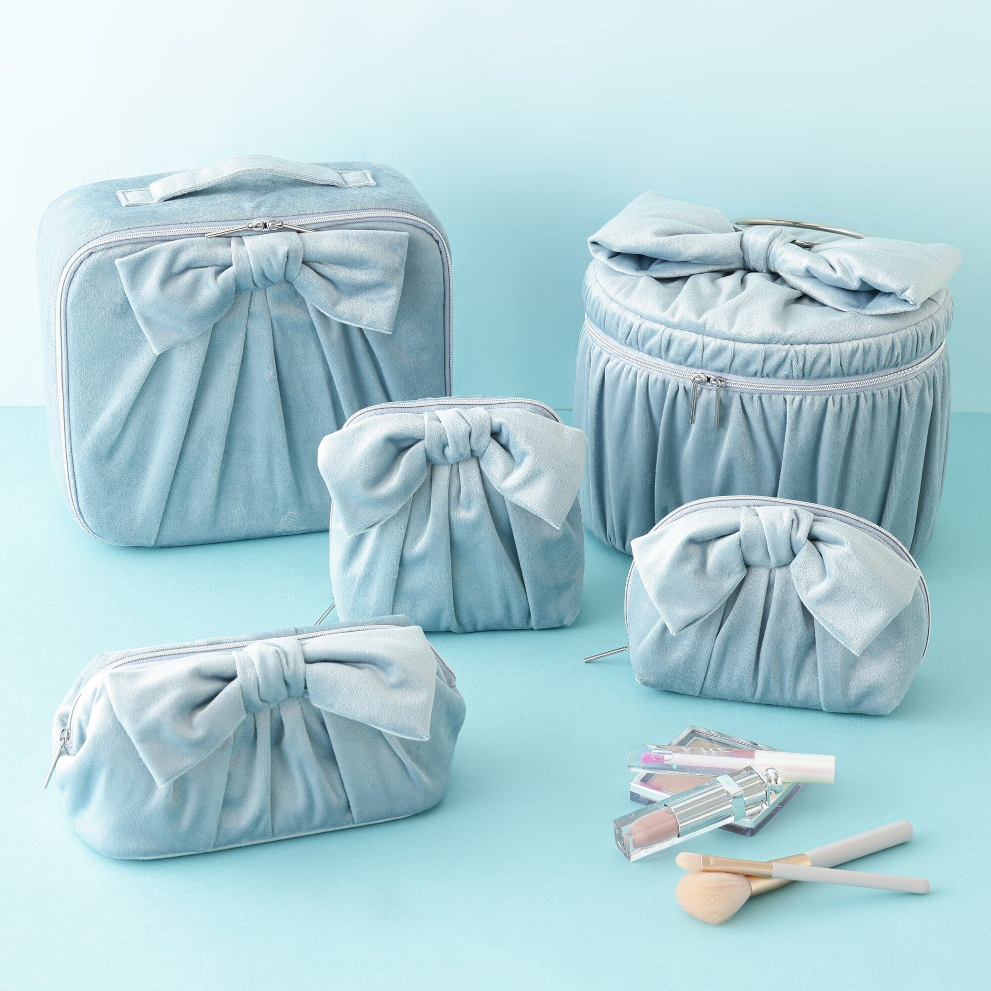 Velour Ribbon Vanity Pouch L Light Blue
