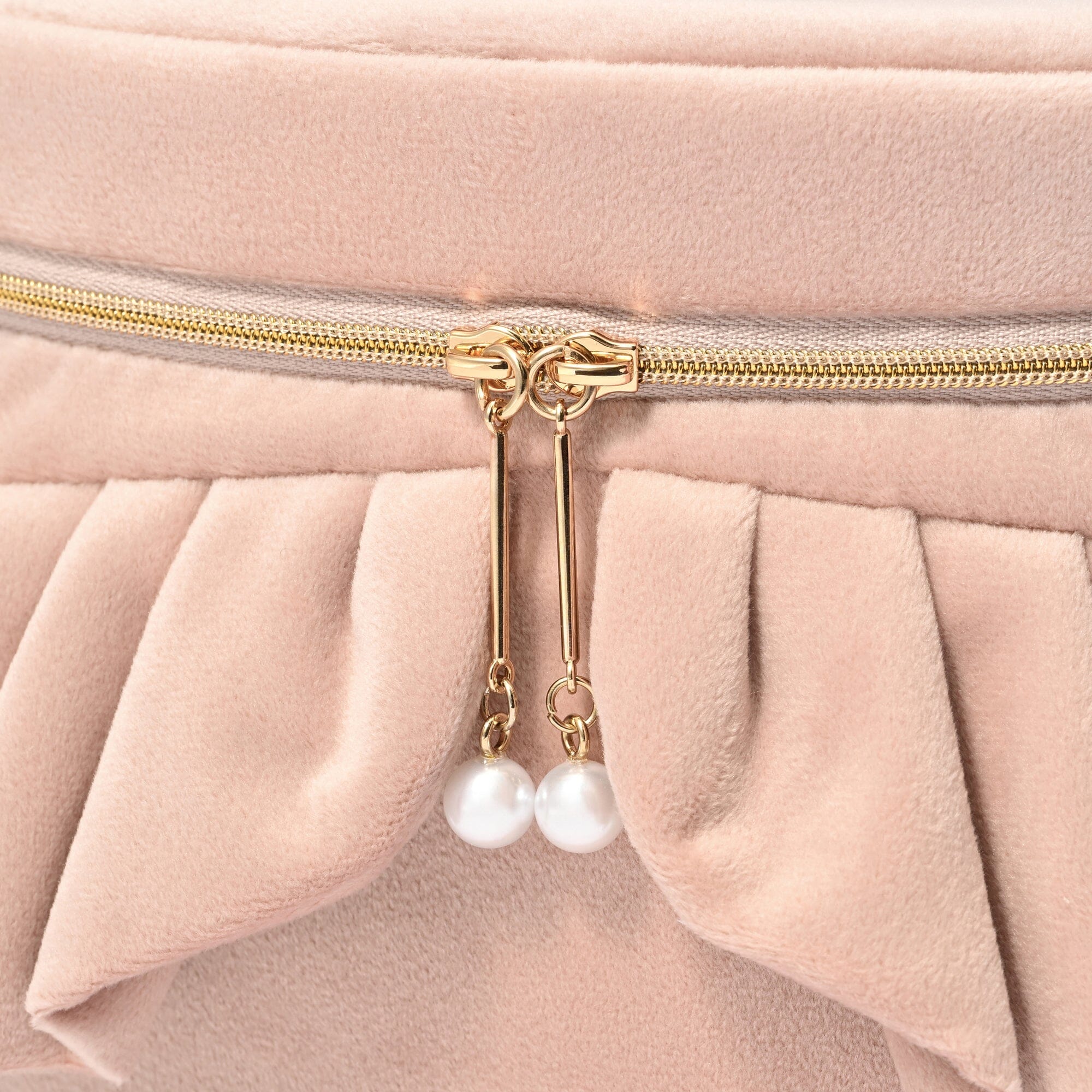 Velour Frill Vanity Pouch L Pink