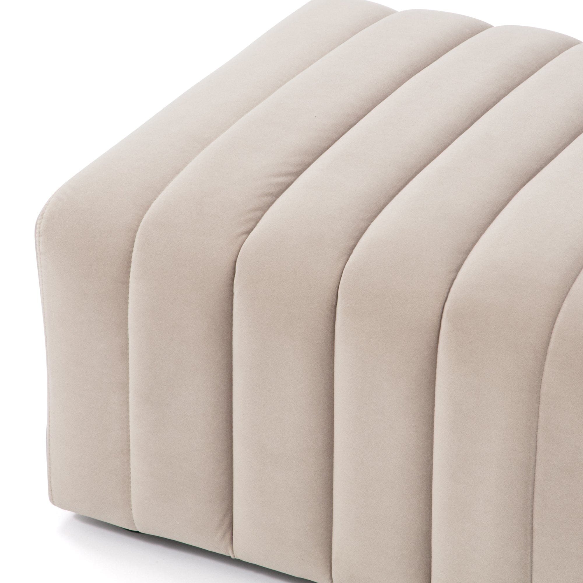 Chouette Ottoman Beige