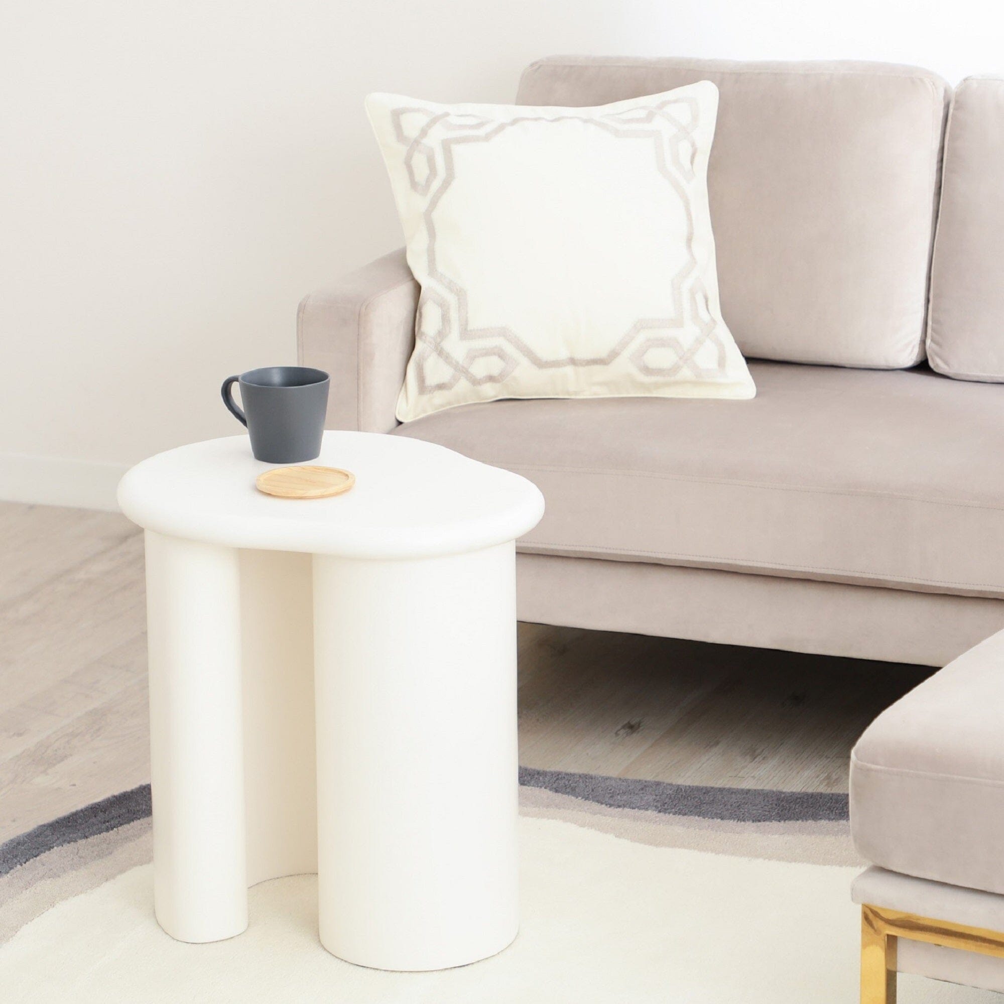 Riva Side Table White (W450×D360×H455)