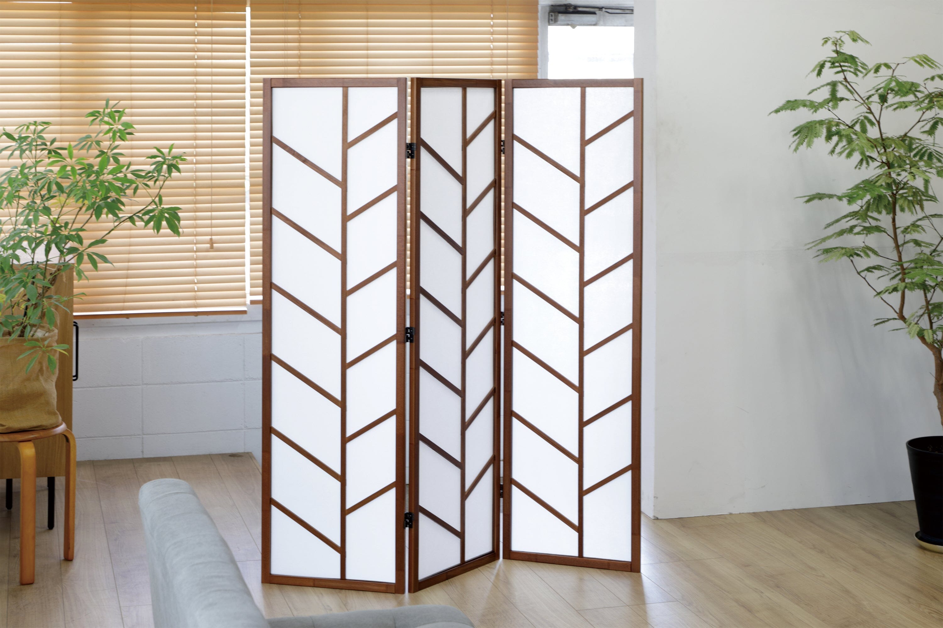 Wood Partition Brown