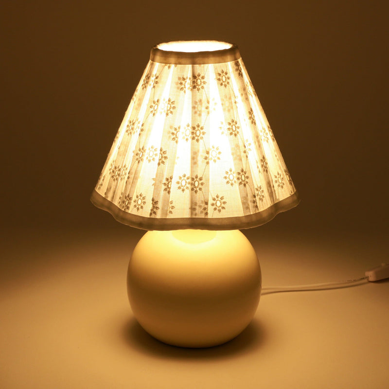 Lace Shade Mini Lamp White