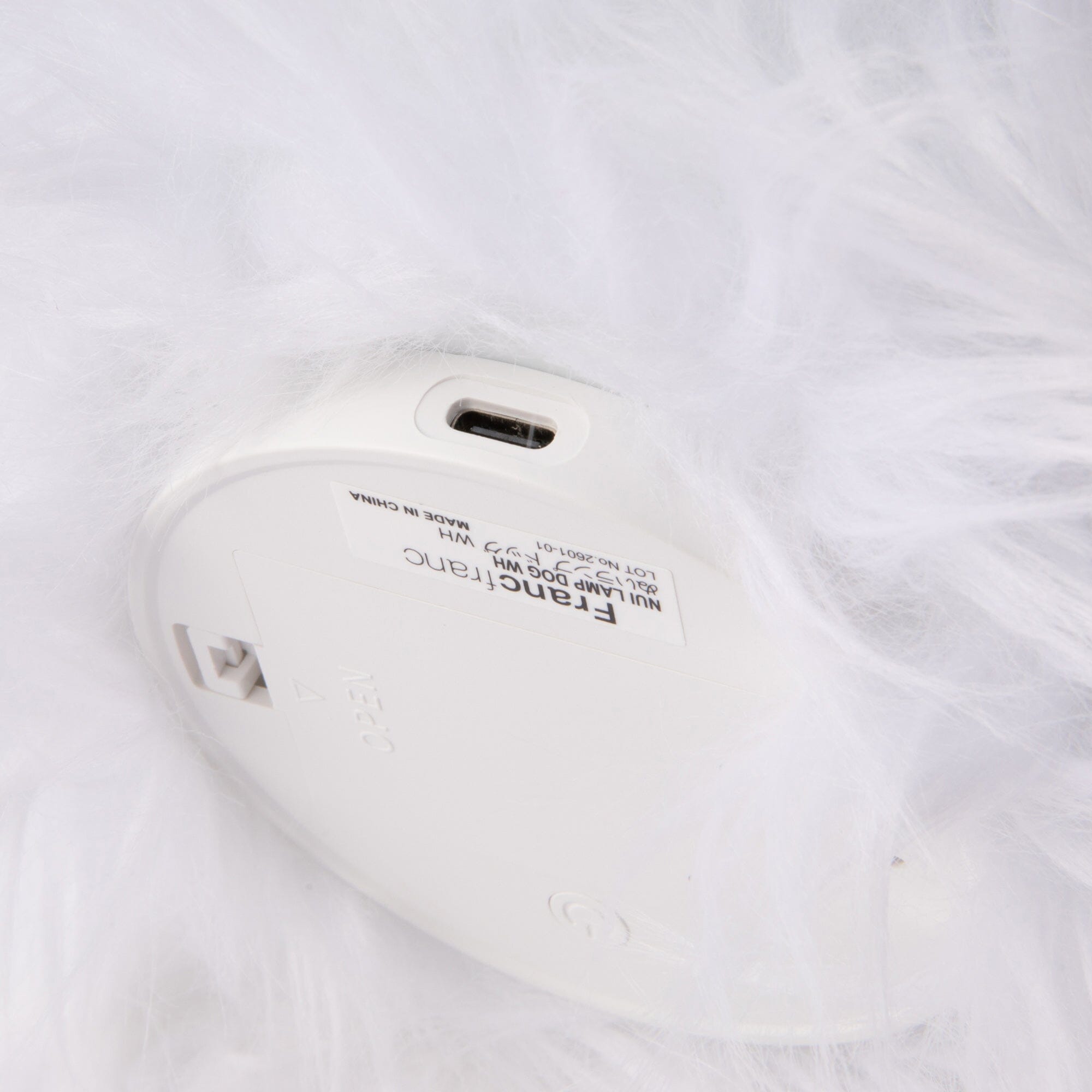 Nui Lamp Dog White