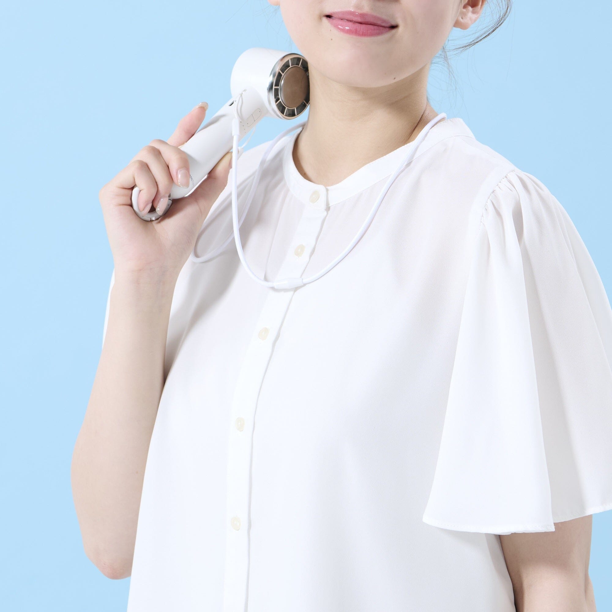 Frais Ice Plate Handy Fan Aurora White