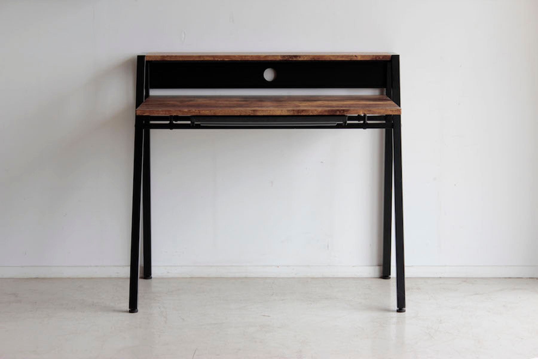 Rgn 96 Desk  960 X 580 X 875 Black X Brown