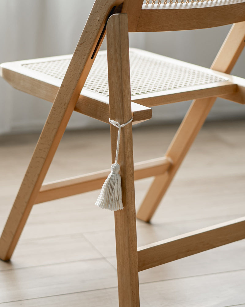 Amu Folding Chair