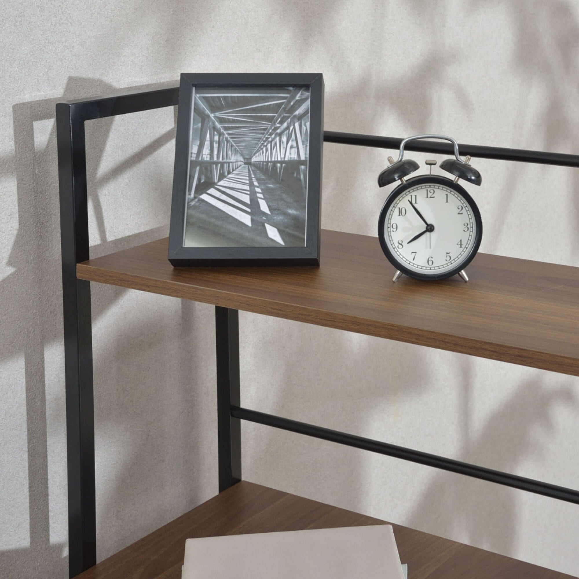 Pt Desk  1200 X 600 X 720 Brown