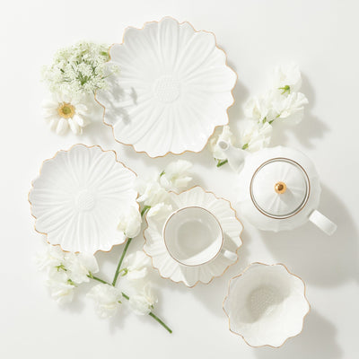 FLOWER MOTIF 花圖案杯和碟 白色