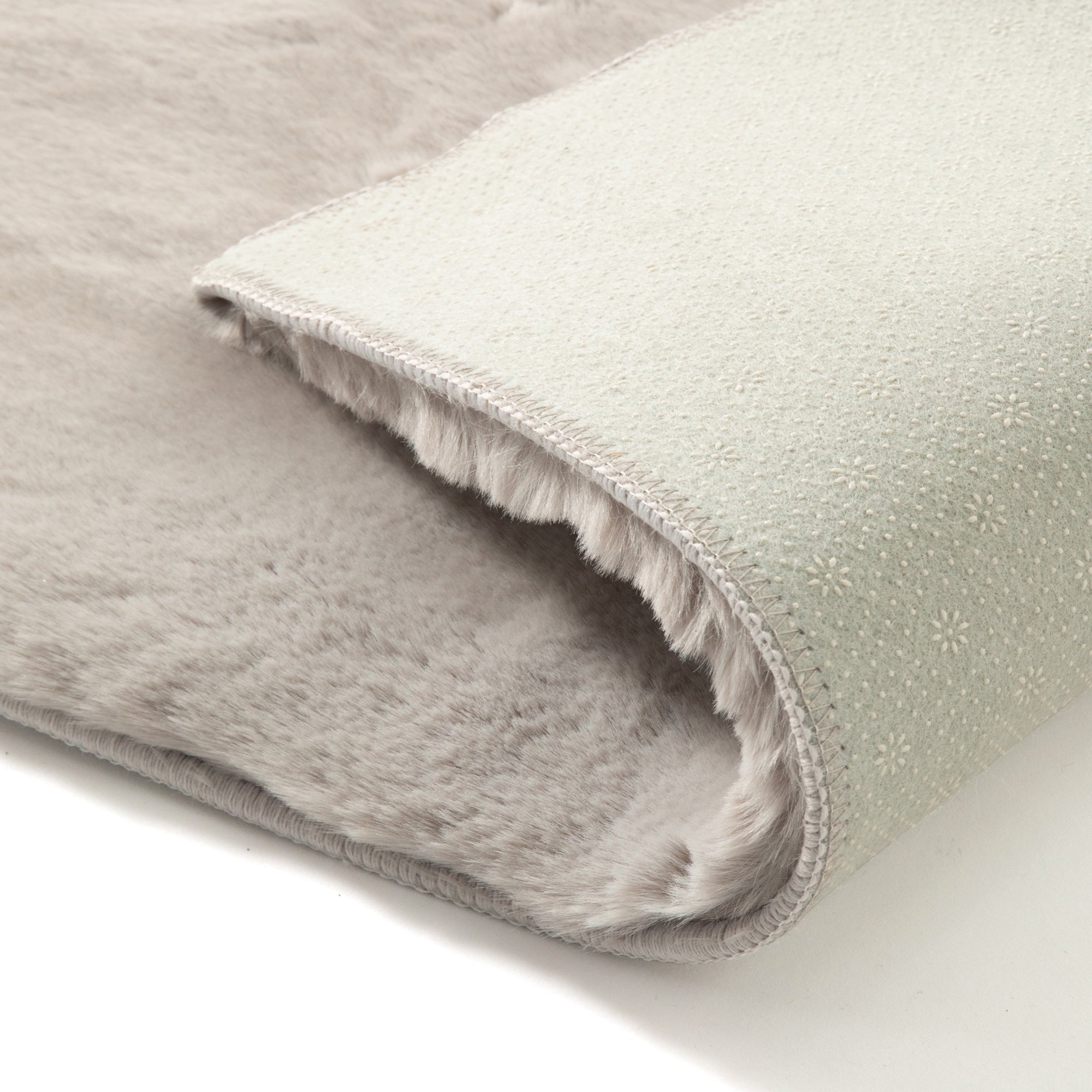 MITIS RUG  LL  LIGHT GRAY 3000×2000