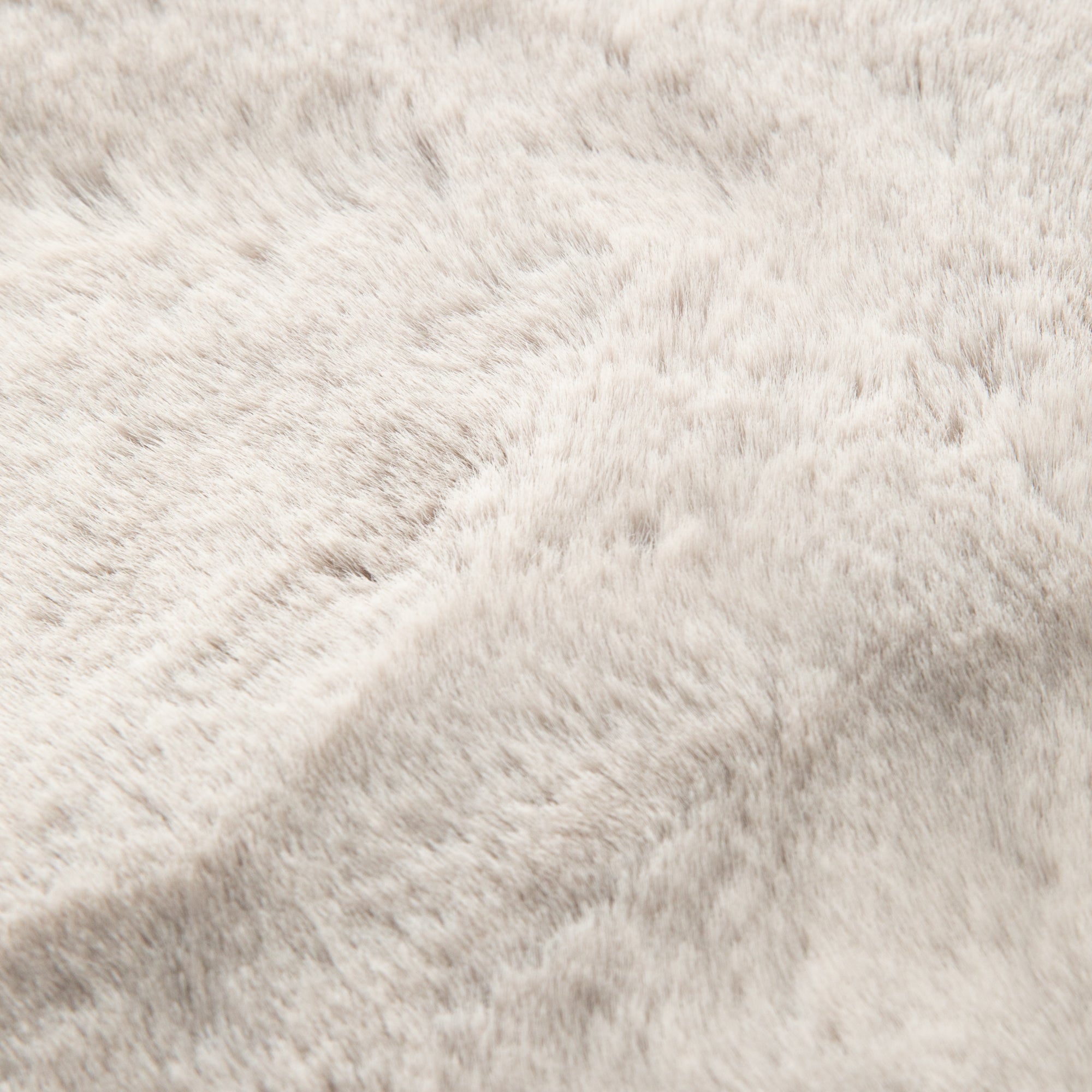 MITIS RUG  LL  LIGHT GRAY 3000×2000