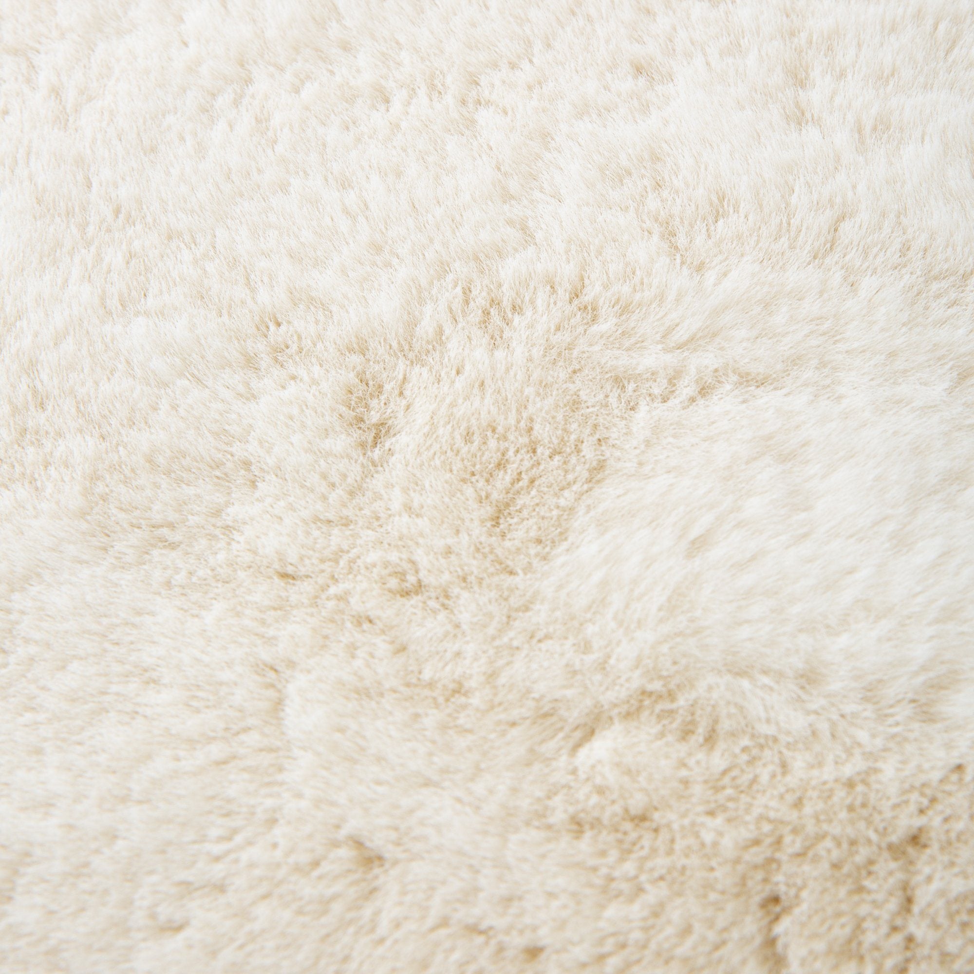 MITIS RUG 2 LARGE IVORY (W2000×D2000)