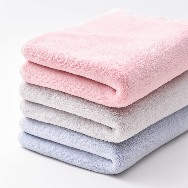 MICROFIBER FACE TOWEL SCALLOP GRAY